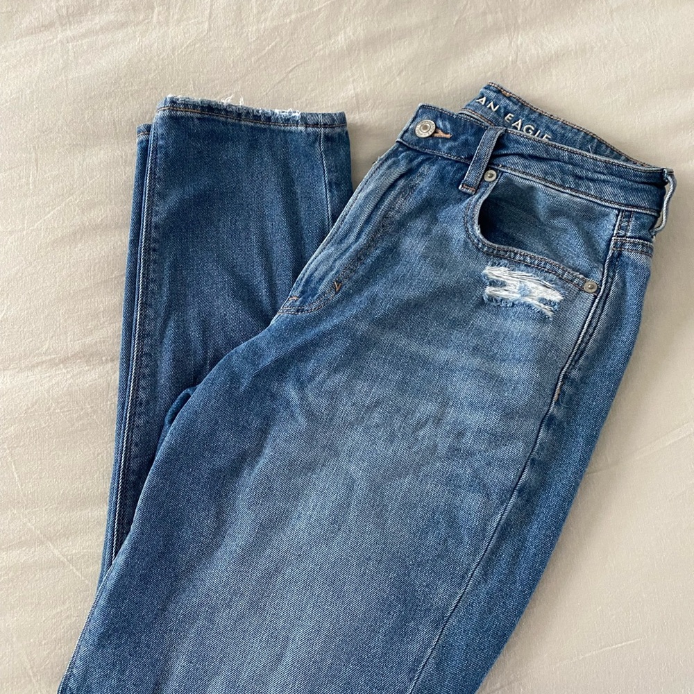 AE ripped mom jeans - Picture 3 of 3